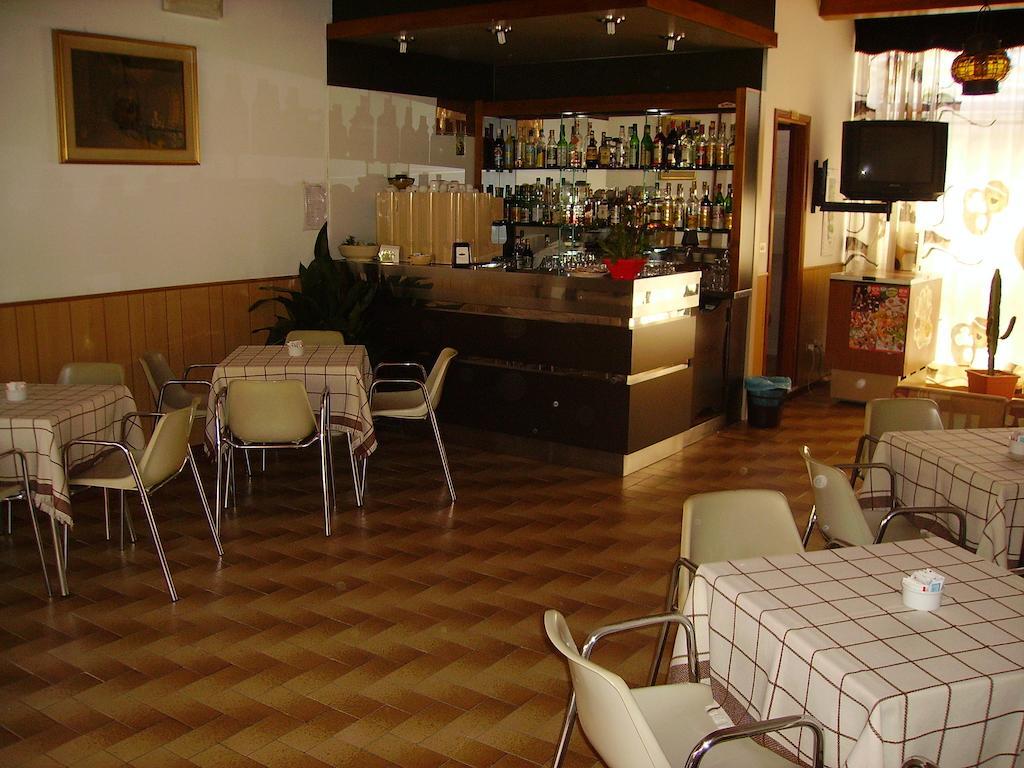 Hotel Villa Tua Ричоне Екстериор снимка