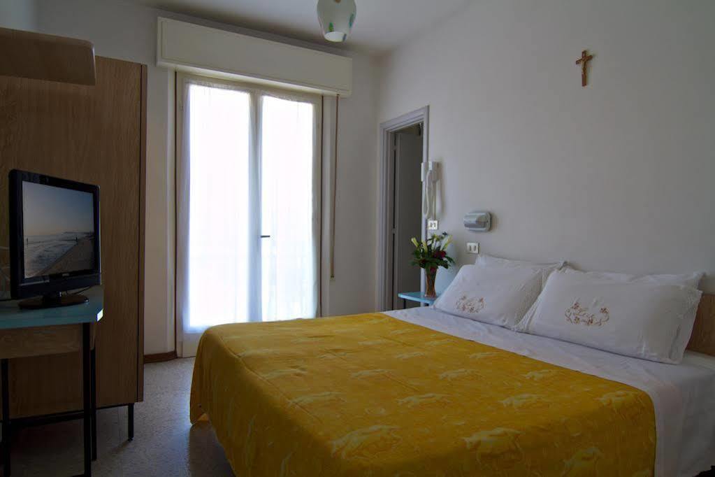 Hotel Villa Tua Ричоне Екстериор снимка